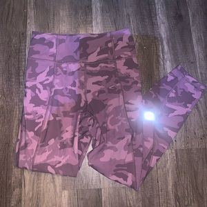 Lululemon pink camo Time to Sweat